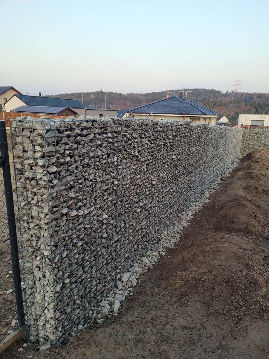 adconstruct gabiony 01